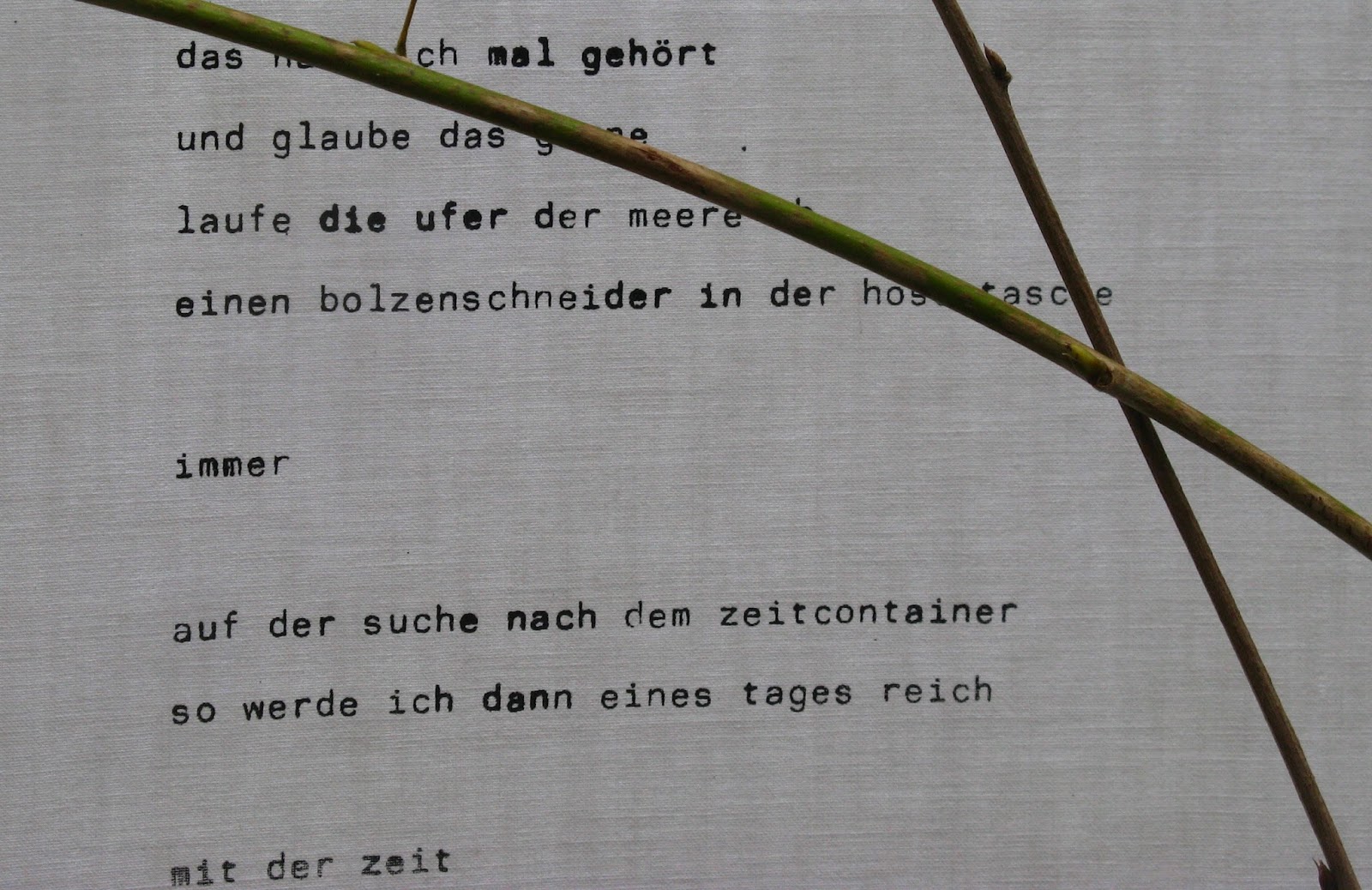 poesie am offentlichen baum